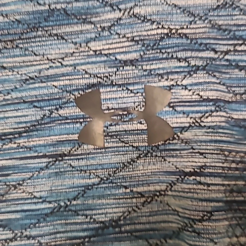 Under Armour Fitted Textured Blue Designed Sleeveless Top with Hoodie size Large - Picture 6 of 8